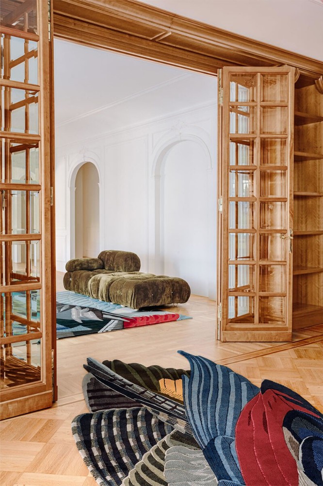 Feathers Freeform Big Rug