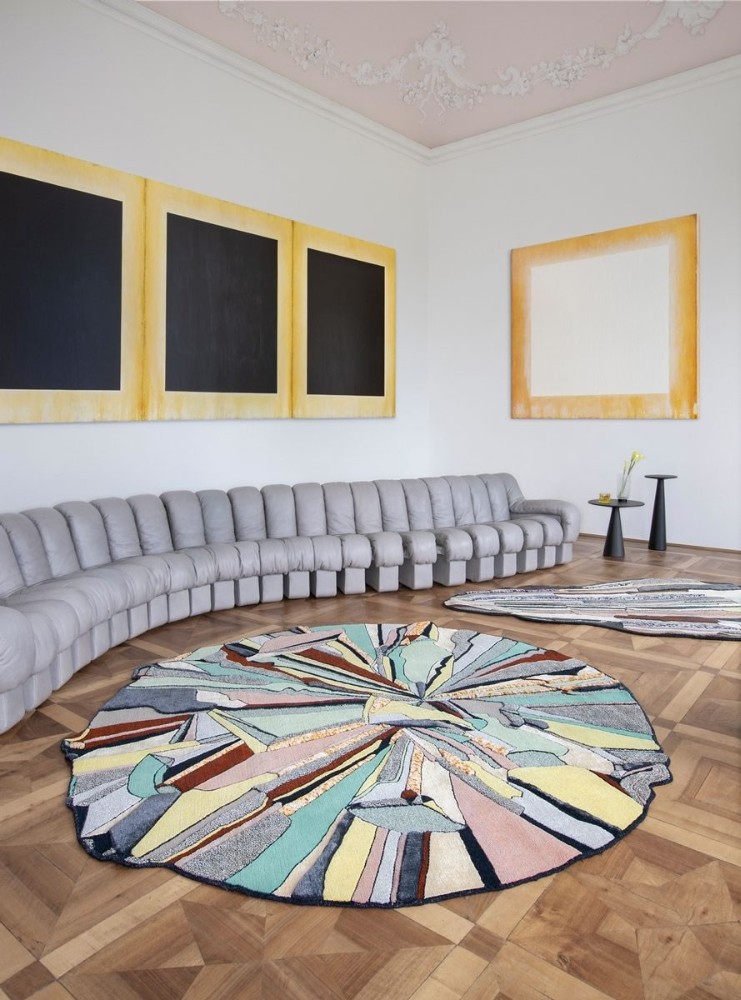 Super Fake Round Rug