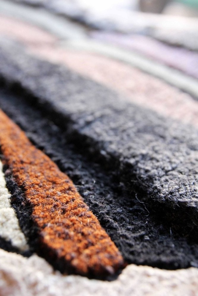 Super Fake Round Rug