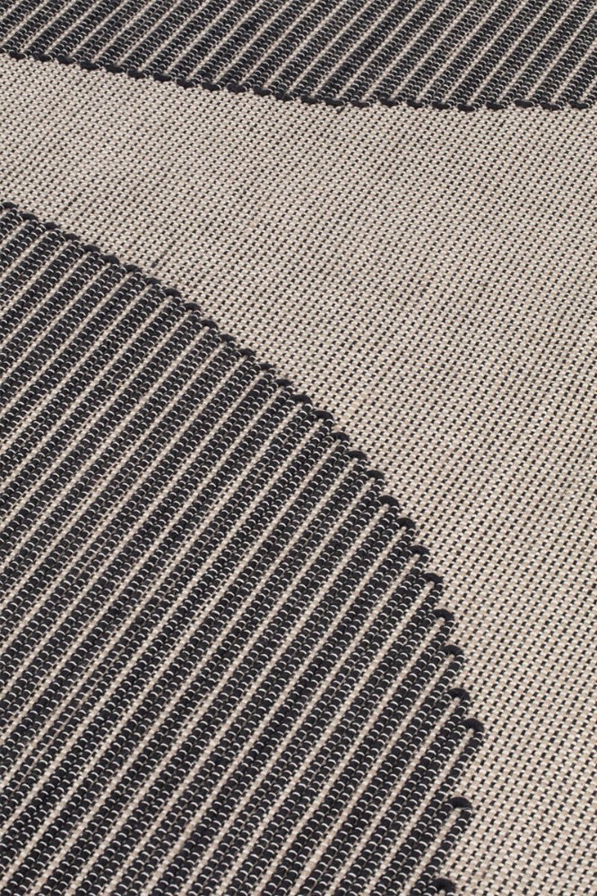 Vice Versa Rug - Three