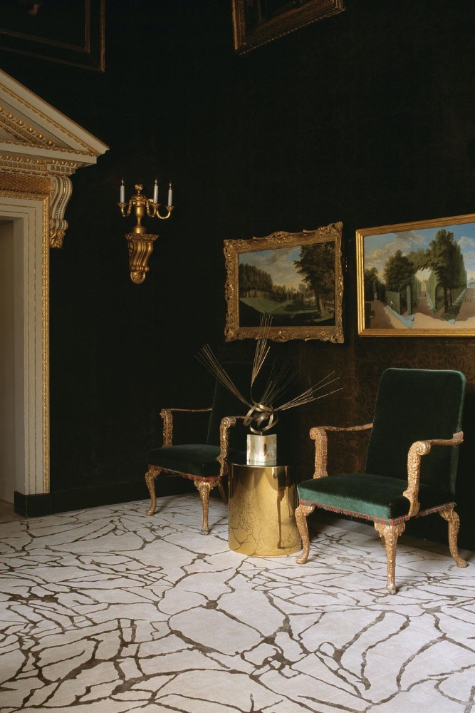 Tracery Pewter Round