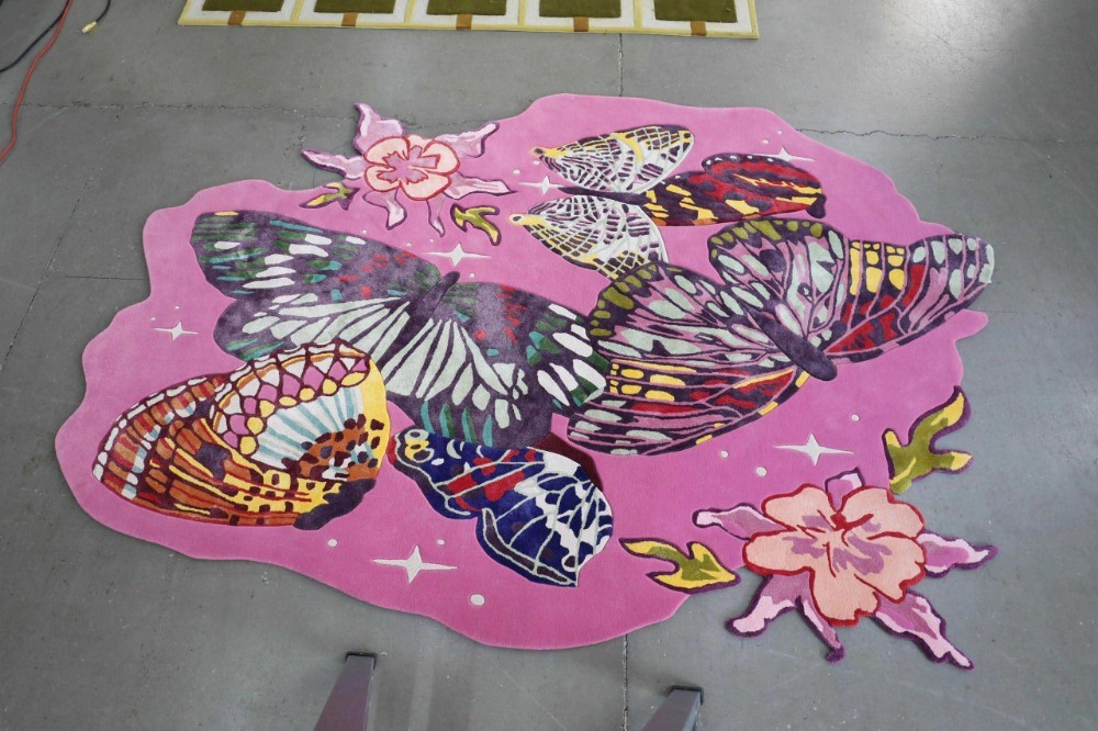 Irregular carpet