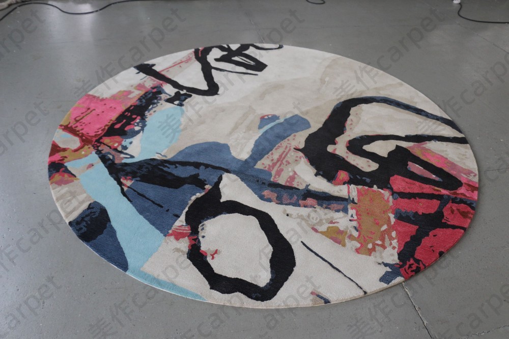 Designer round rug