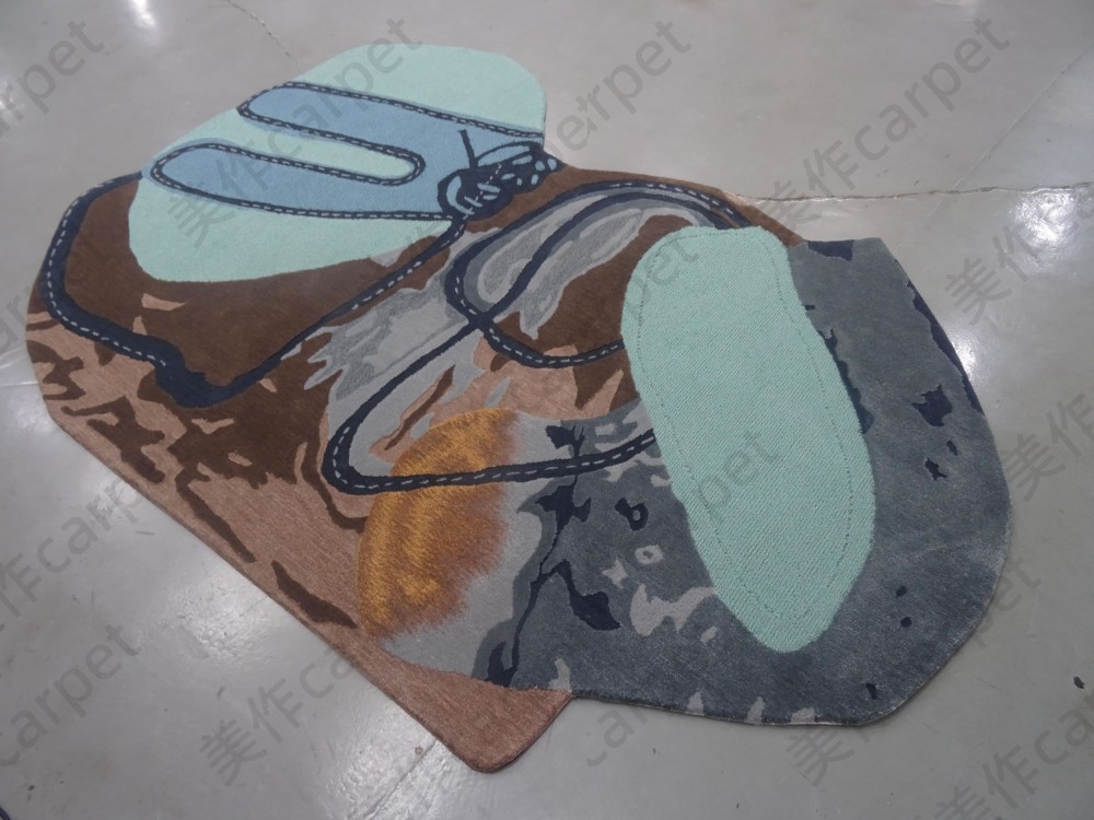 Irregular carpet