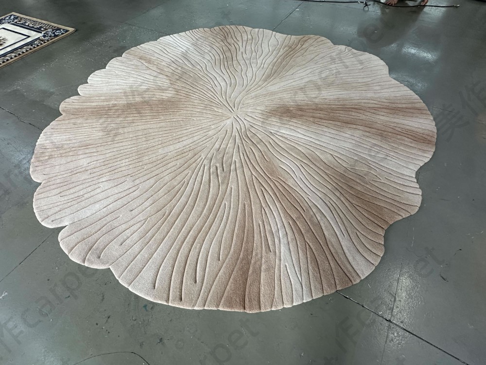 Irregular carpet