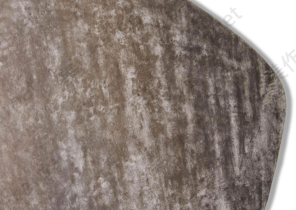 Irregular carpet