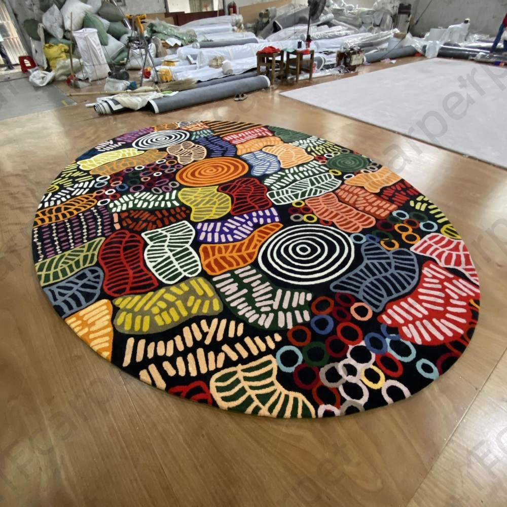 Medieval fashion round