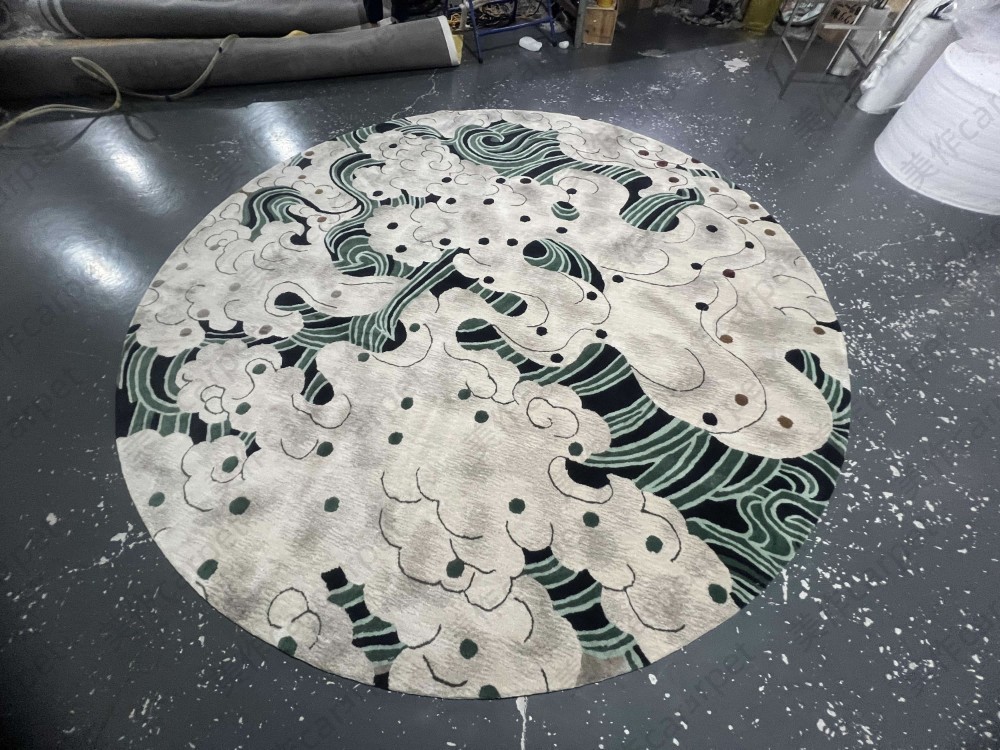 Medieval fashion round