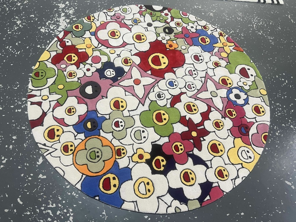 Medieval fashion round