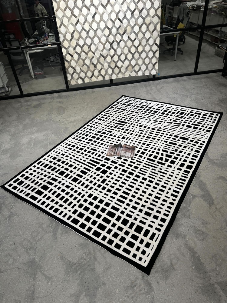 Medieval fashion square