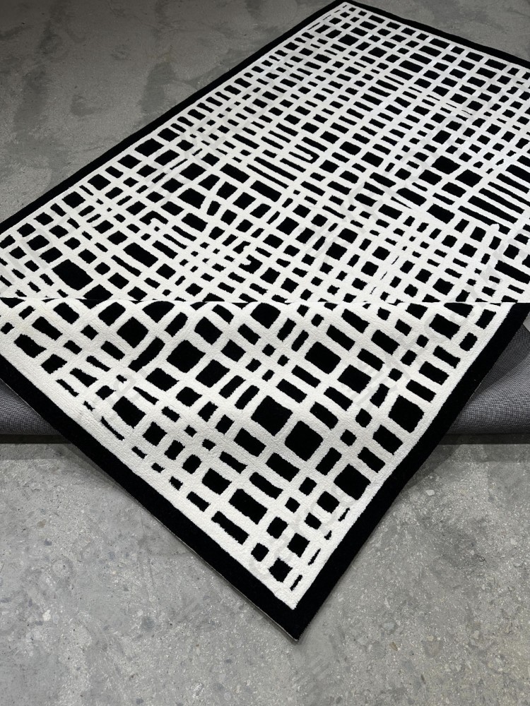 Medieval fashion square