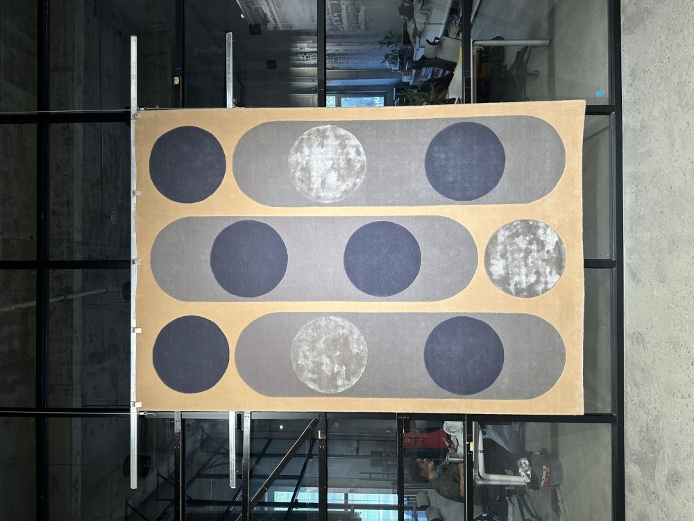 Medieval fashion square