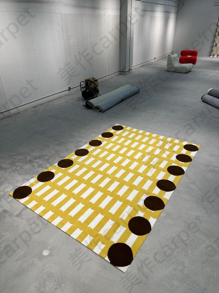 Medieval fashion square