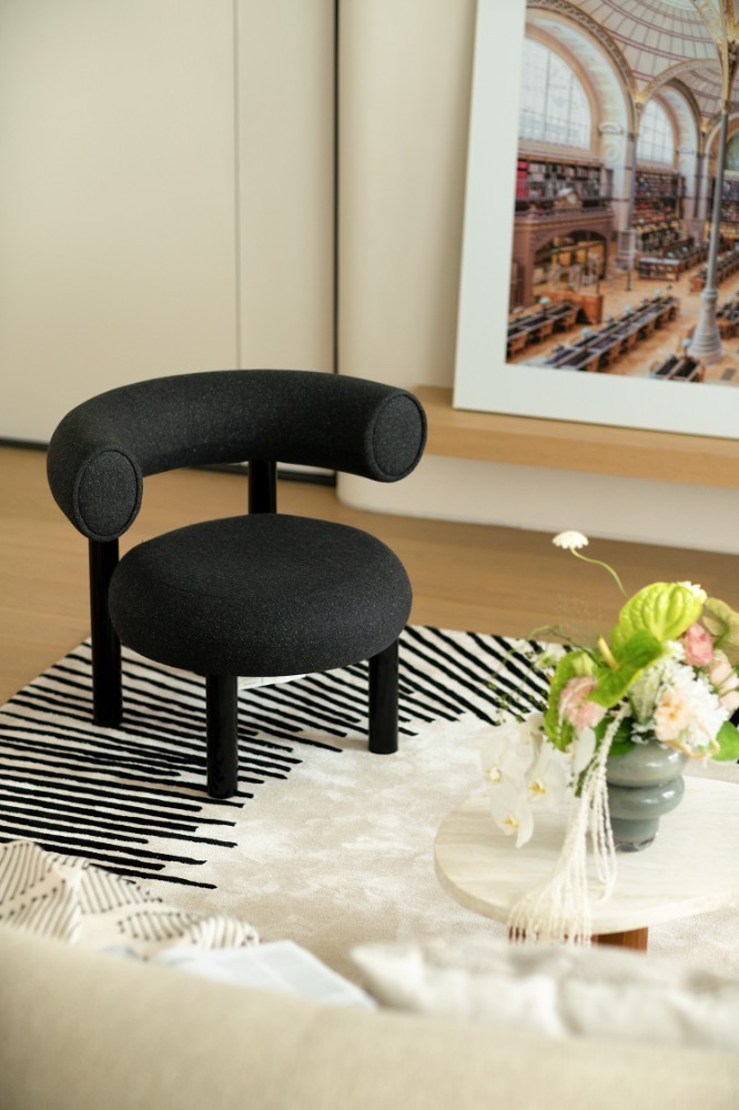 Simple European style collocation