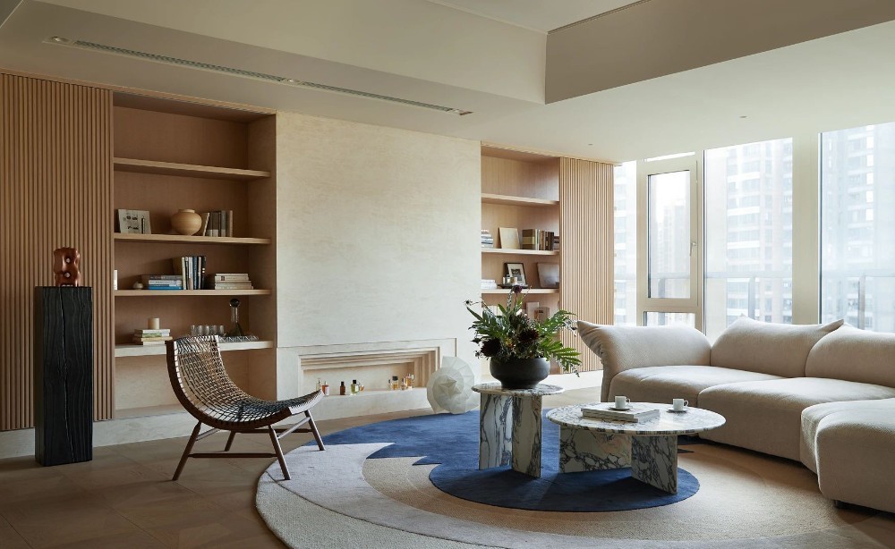 Simple European style collocation