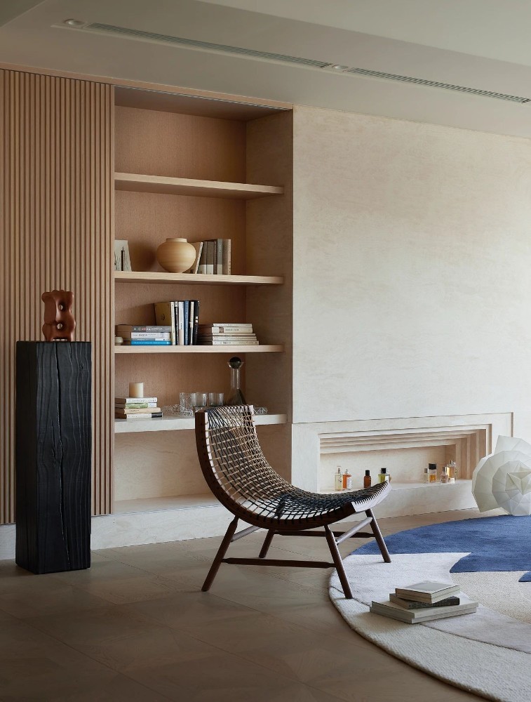 Simple European style collocation