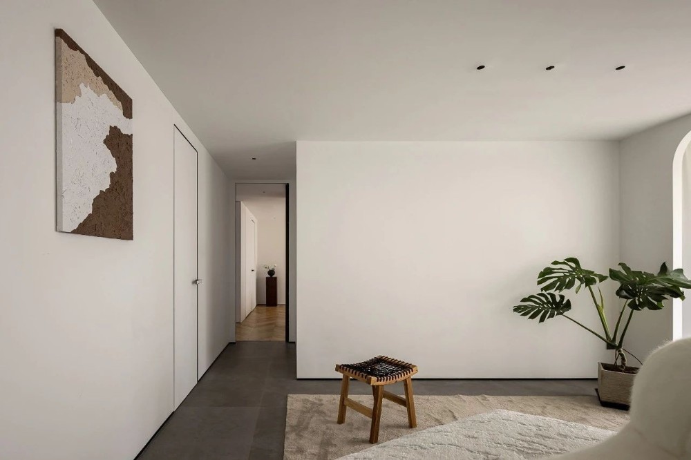 Simple European style collocation