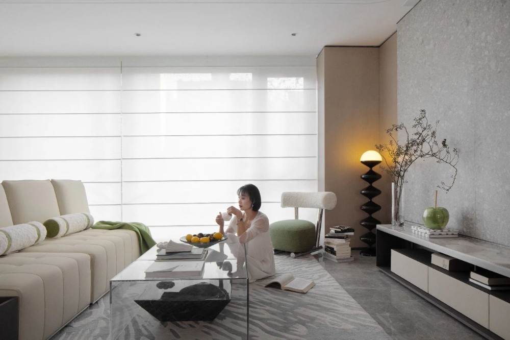 Simple European style collocation