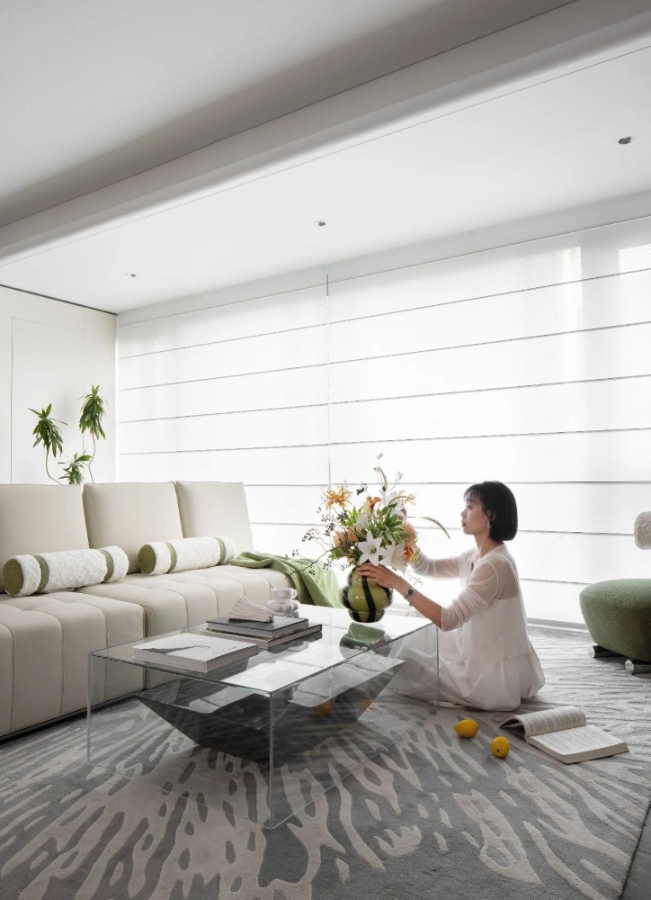 Simple European style collocation