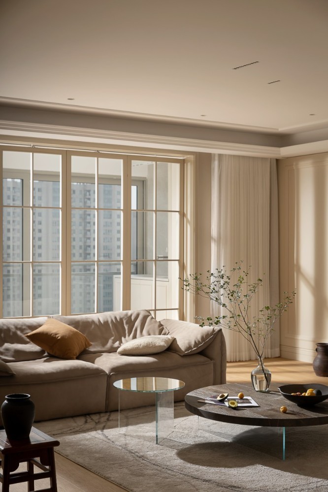 Simple European style collocation