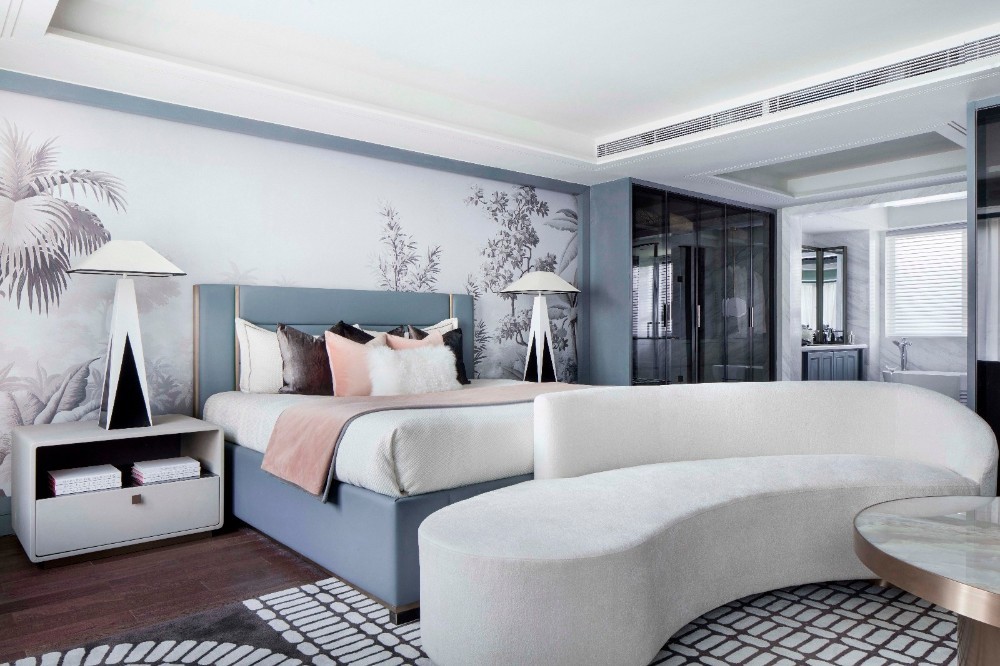 Simple European style collocation