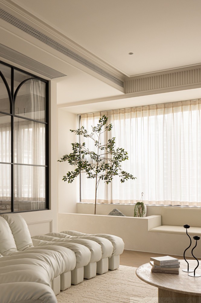 Cream style collocation