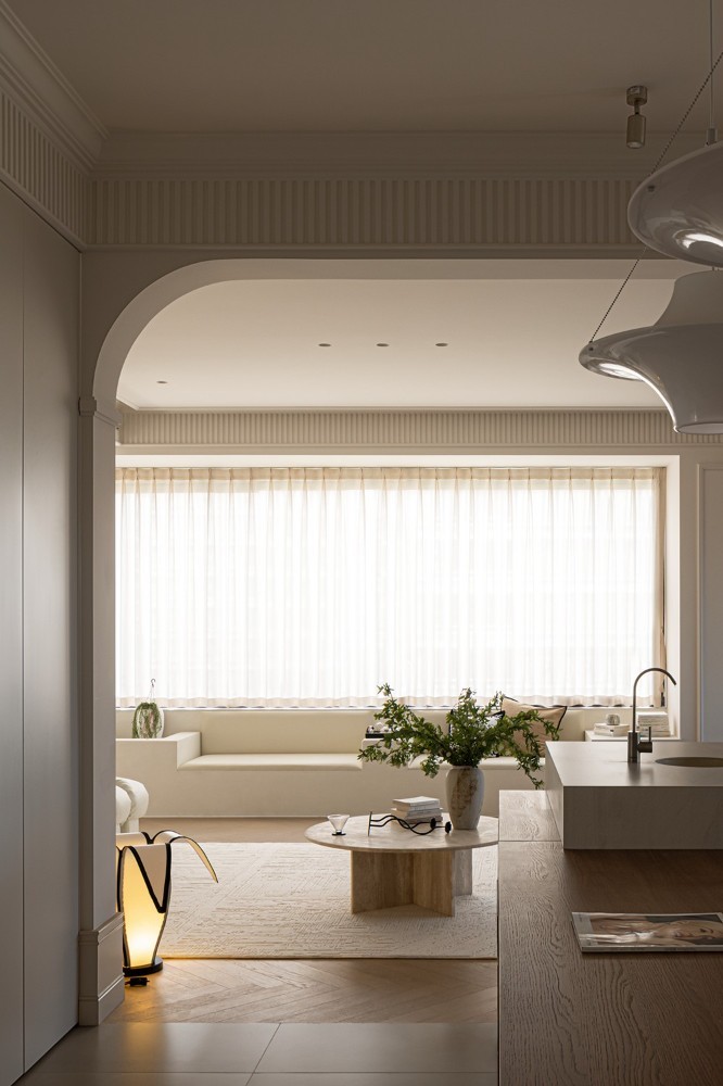 Cream style collocation