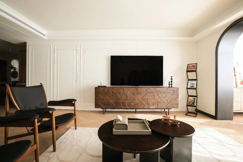 Cream style collocation