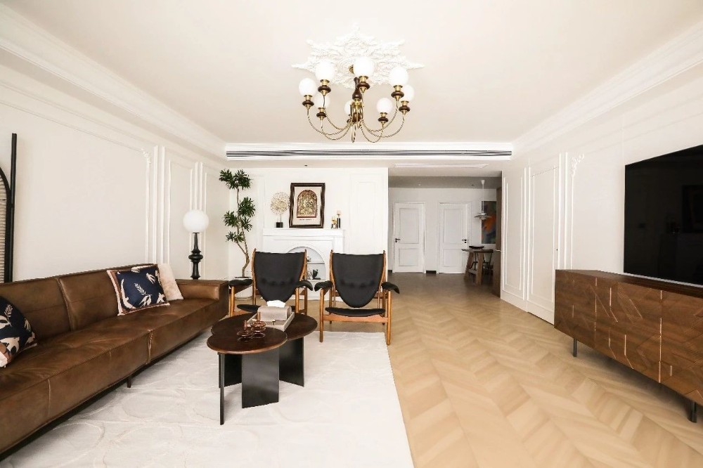 Cream style collocation