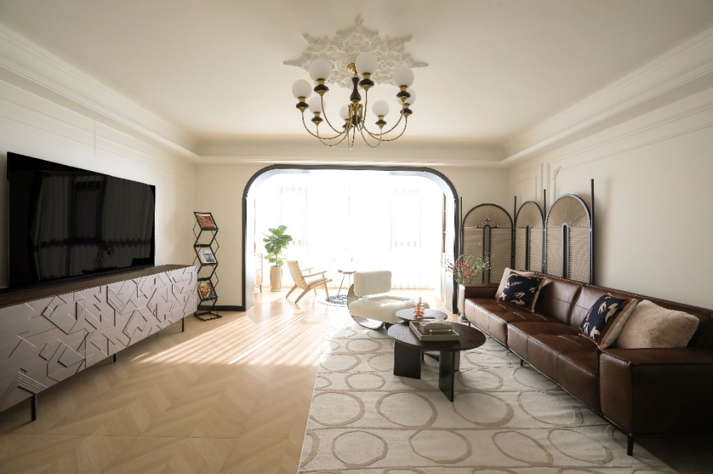 Cream style collocation