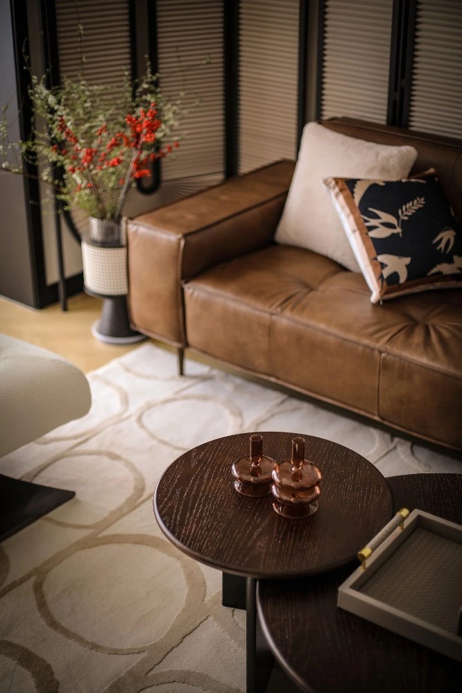 Cream style collocation