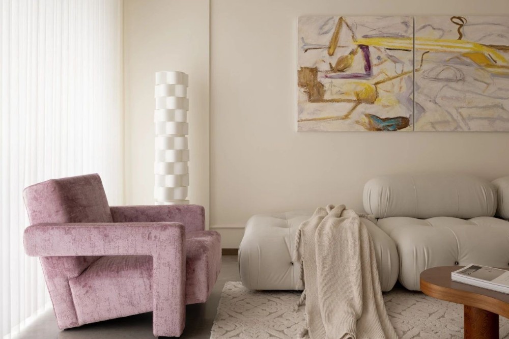 Cream style collocation