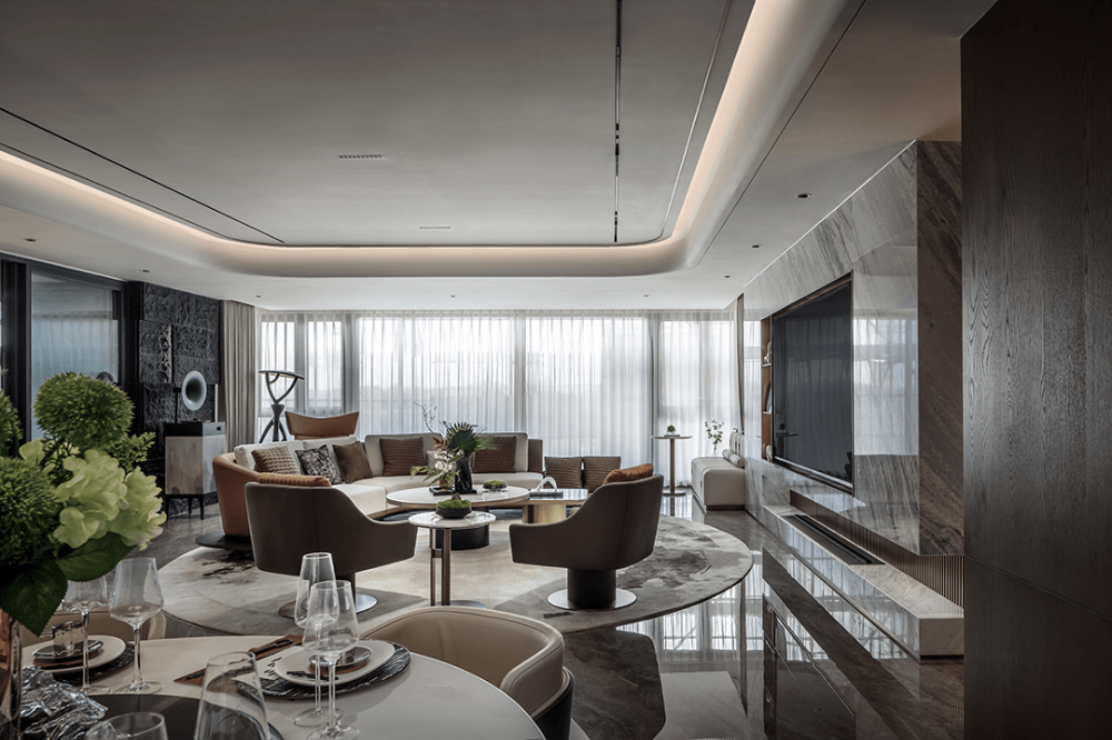 Light luxury style collocation