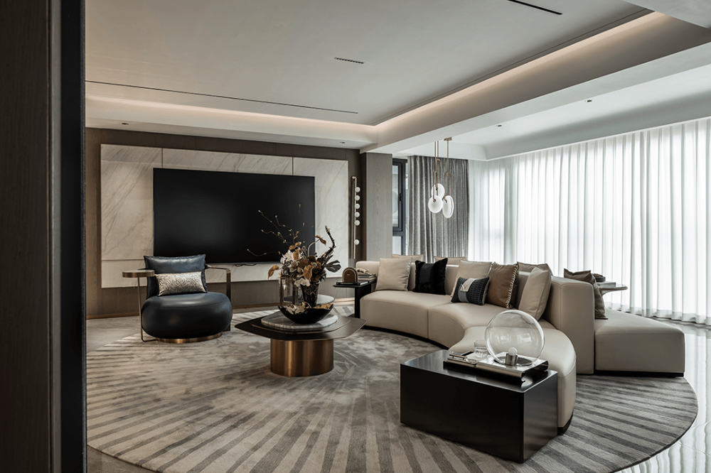 Light luxury style collocation