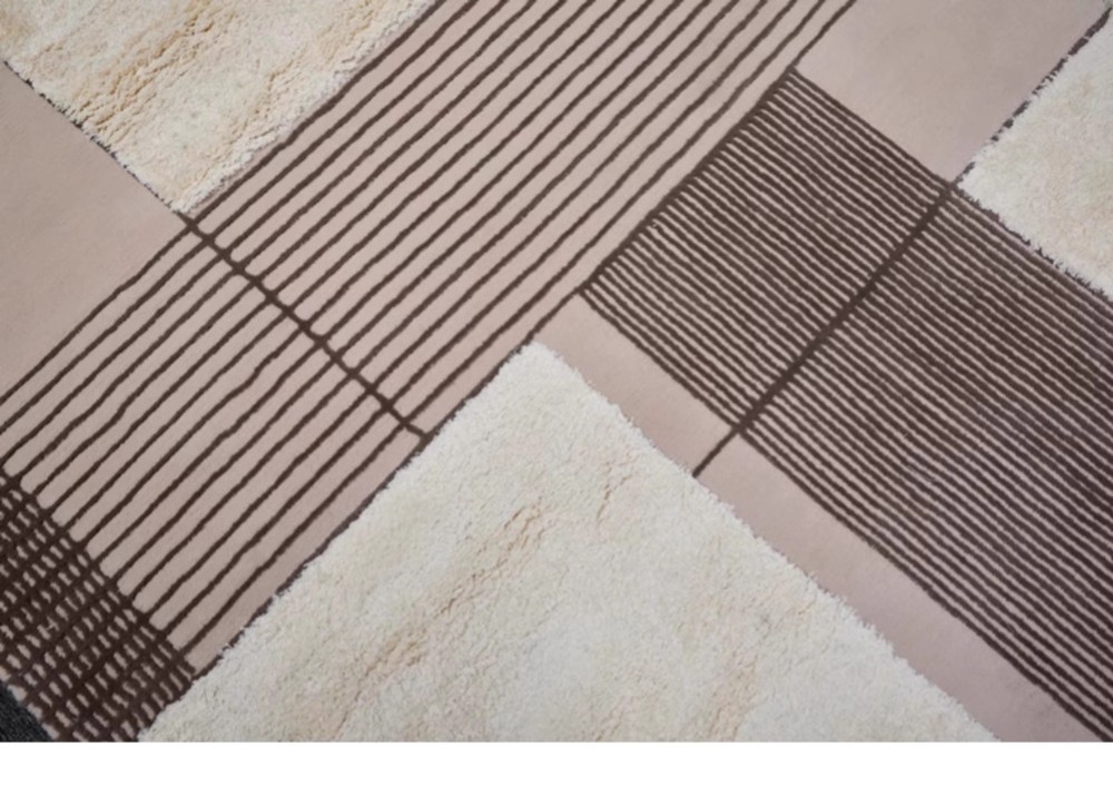 Light luxury style collocation