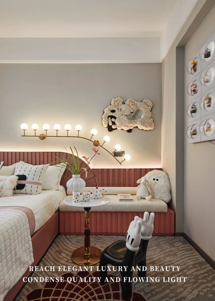 Light luxury style collocation