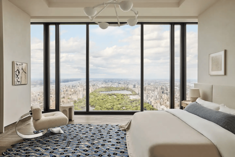 Light luxury style collocation