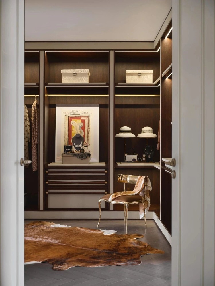 Minimalist style matching