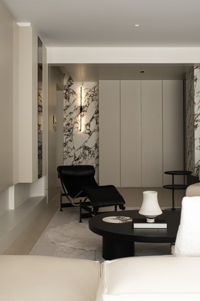 Minimalist style matching