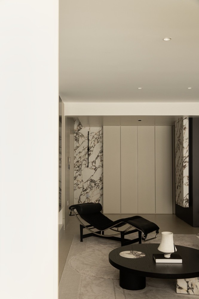 Minimalist style matching