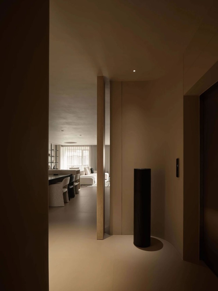 Minimalist style matching