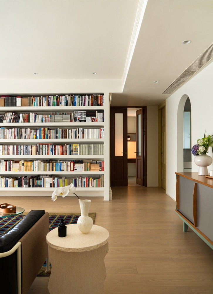 Medieval style match;