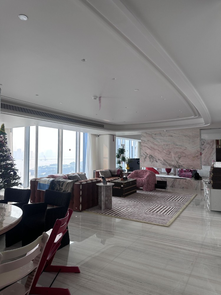 Medieval style match;