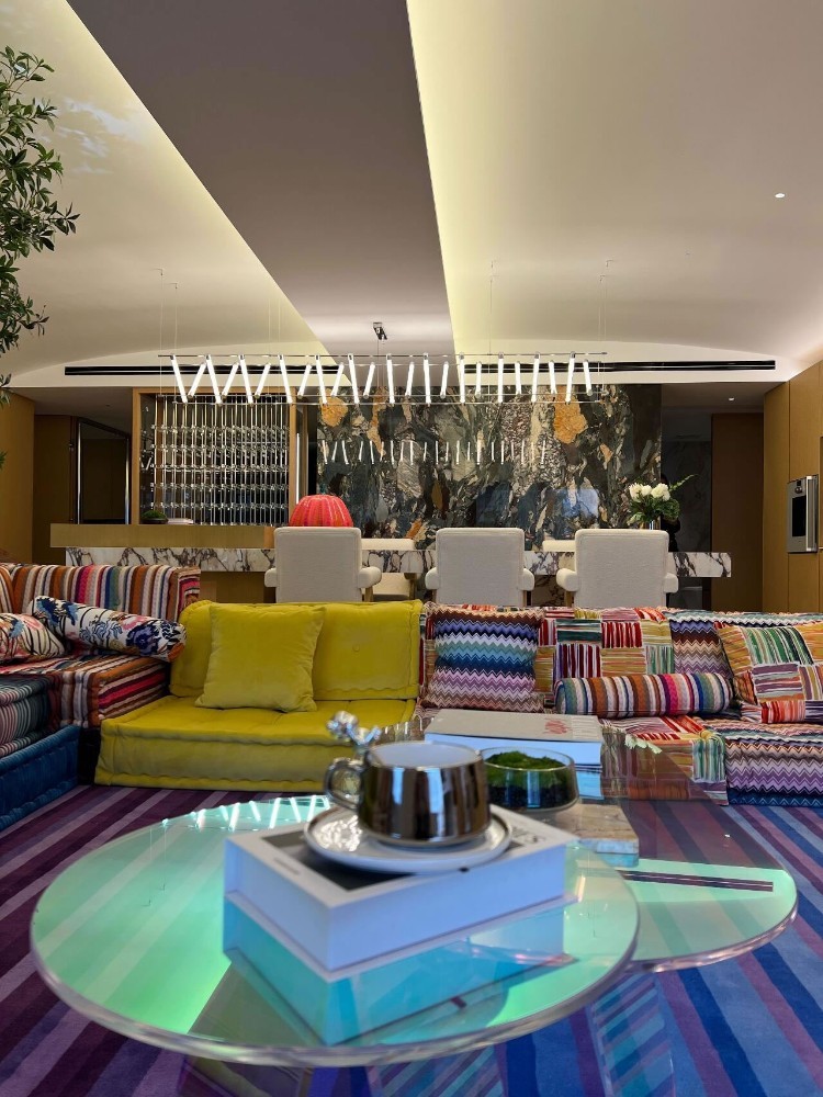 Medieval style match;