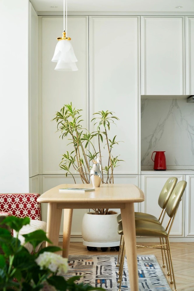 Modern style match