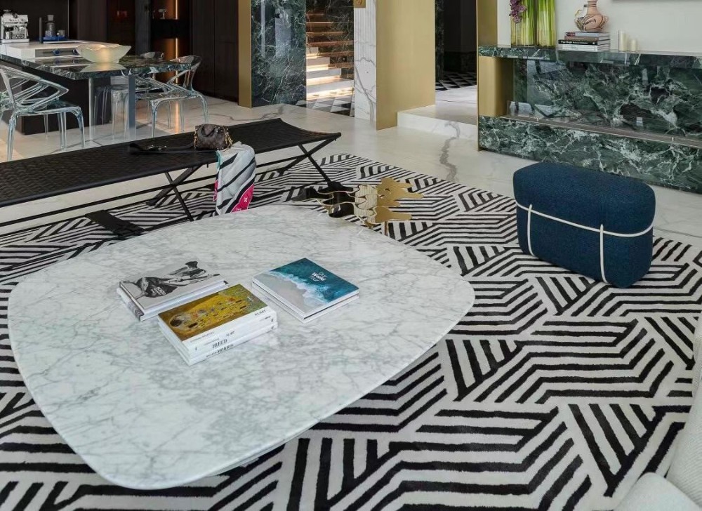 Simple European style collocation