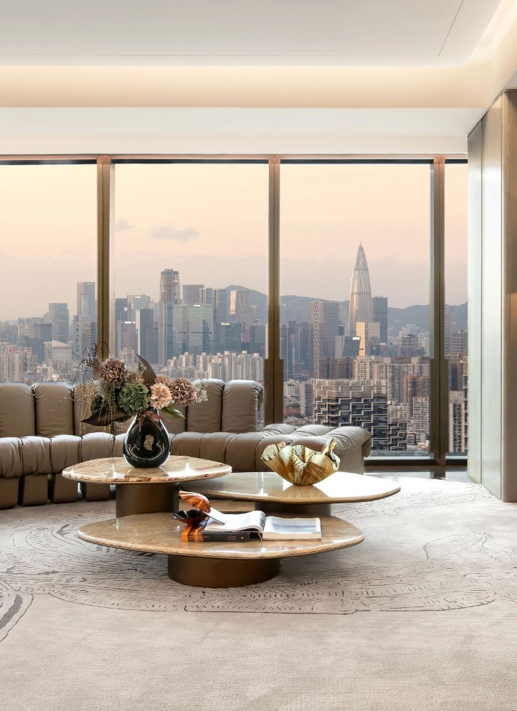 Light luxury style collocation