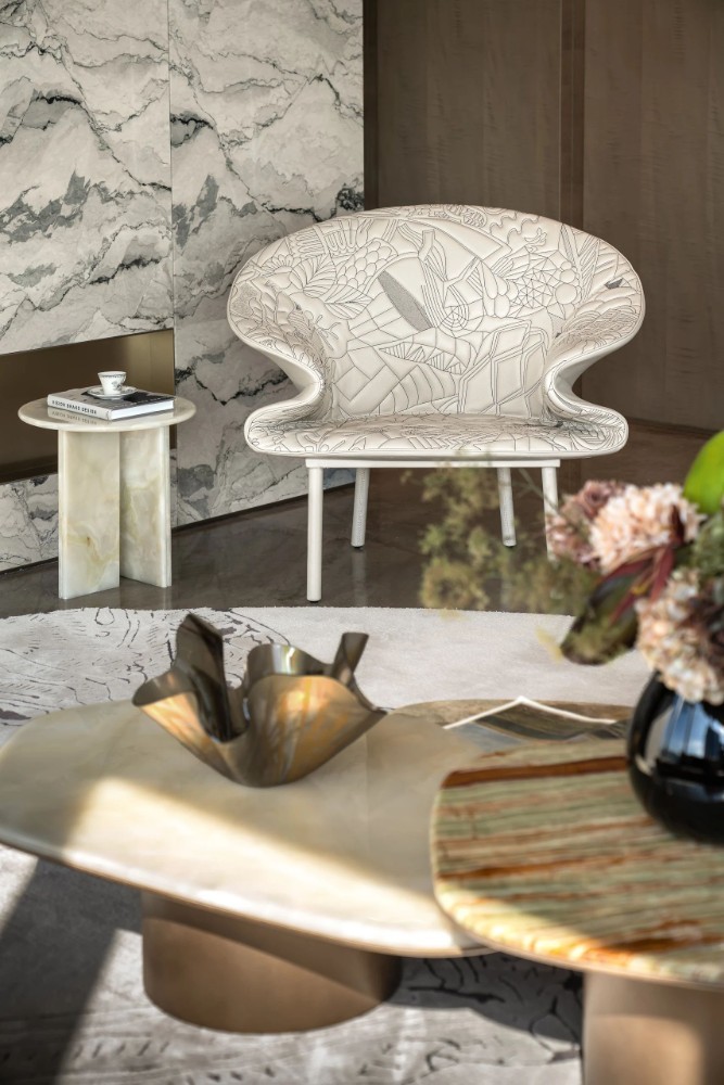 Light luxury style collocation