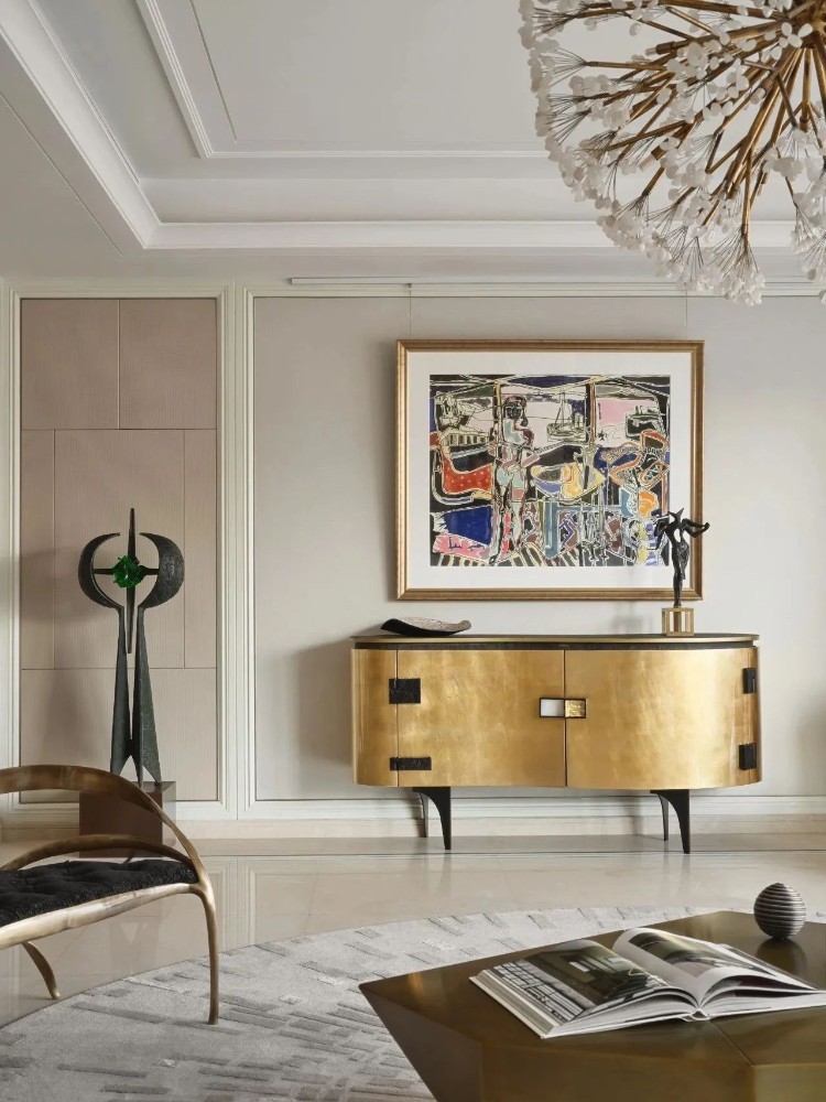 Light luxury style collocation