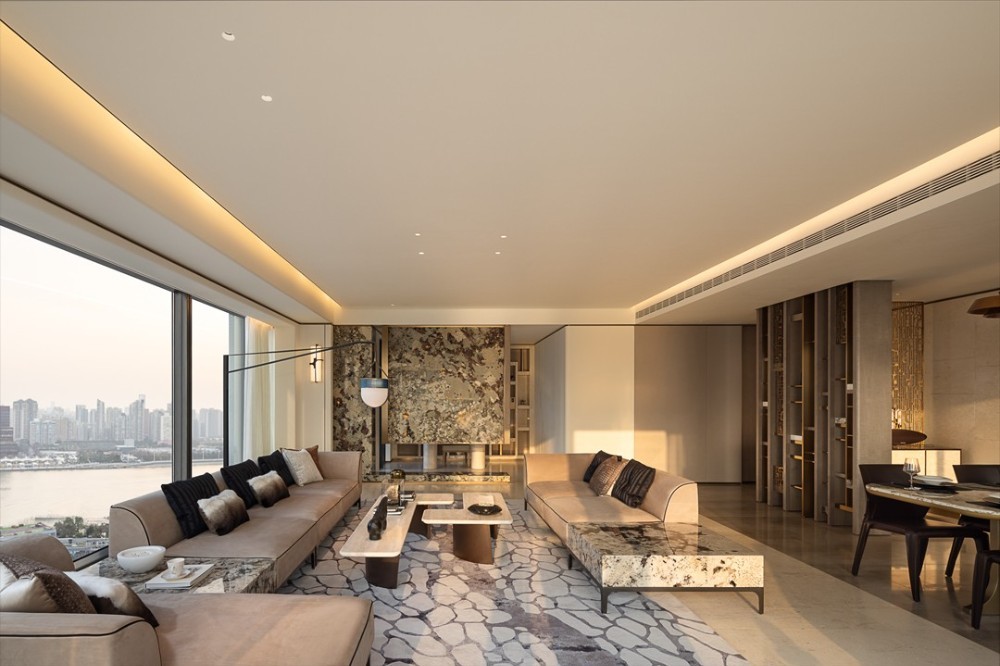 Light luxury style collocation